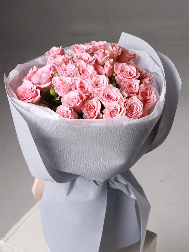 Spray Rose Elegance — Flowers Station, Winnipeg florist